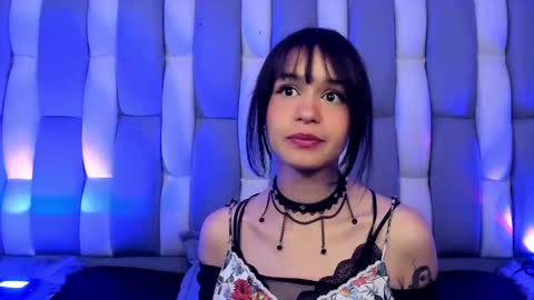 Snapshot of catarsiss_moon chatting on 12/02/24, 12:40 Cat online show from 12/02/24, 12:40