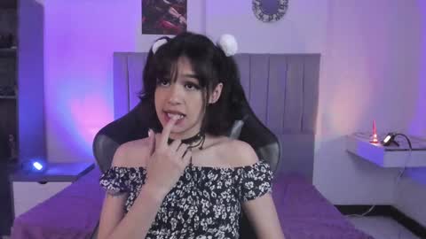 Snapshot of catarsiss_moon chatting on 12/29/24, 10:14 Cat online show from 12/29/24, 10:14