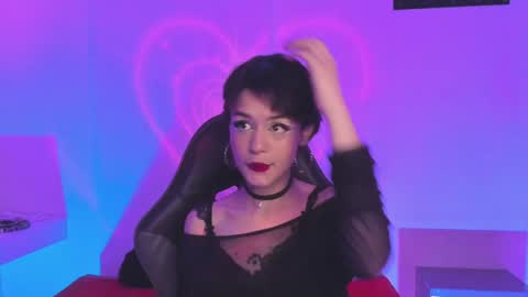 Snapshot of catarsiss_moon chatting on 01/14/25, 08:37 Cat online show from 01/14/25, 08:37