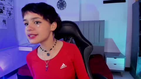 Snapshot of catarsiss_moon chatting on 01/26/25, 02:14 Cat online show from 01/26/25, 02:14