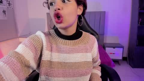 Snapshot of catarsiss_moon chatting on 02/02/25, 02:48 Cat online show from 02/02/25, 02:48