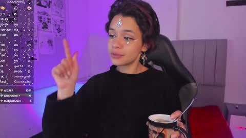 Snapshot of catarsiss_moon chatting on 02/04/25, 02:28 Cat online show from 02/04/25, 02:28