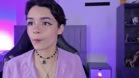 Snapshot of catarsiss_moon chatting on 02/11/25, 08:20 Cat online show from 02/11/25, 08:20