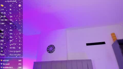 Snapshot of catarsiss_moon chatting on 02/11/25, 11:22 Cat online show from 02/11/25, 11:22