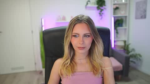 catecrago  online show from 02/17/26, 01:51