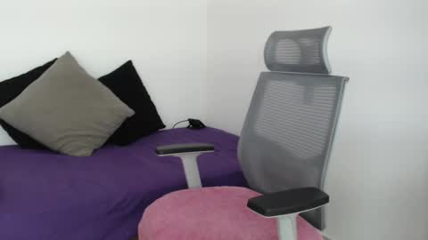 katerine online show from 02/14/26, 09:00