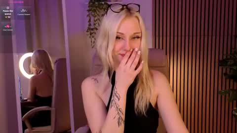 Anna  online show from 03/04/26, 01:44