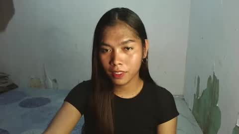 catherine_365 online show from 09/17/25, 06:37