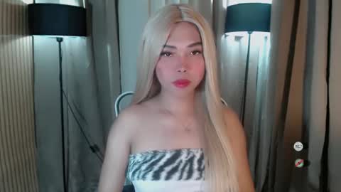 catherine_365 online show from 11/16/25, 12:33