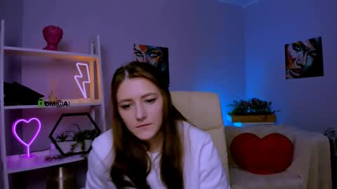 Snapshot of catherine_kitty chatting on 02/10/25, 04:14 Catherine online show from 02/10/25, 04:14