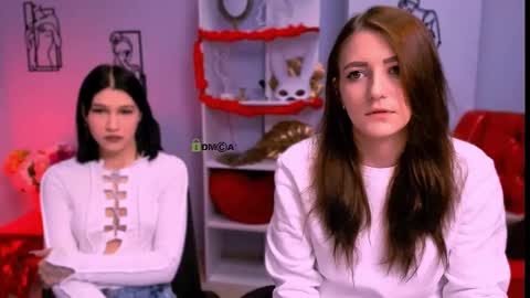 Snapshot of catherine_kitty chatting on 03/02/25, 10:03 Catherine online show from 03/02/25, 10:03