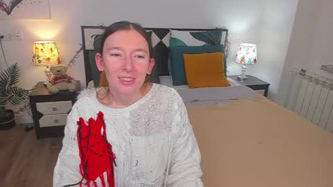 Snapshot of catherinewalls chatting on 02/14/25, 07:38 Catrin online show from 02/14/25, 07:38