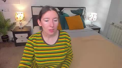 Snapshot of catherinewalls chatting on 09/18/25, 06:48 Catrin online show from 09/18/25, 06:48