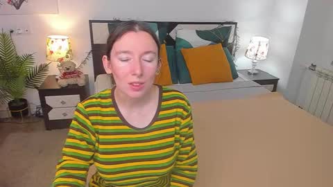 Snapshot of catherinewalls chatting on 09/19/25, 07:21 Catrin online show from 09/19/25, 07:21