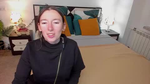 Snapshot of catherinewalls chatting on 09/30/25, 01:21 Catrin online show from 09/30/25, 01:21