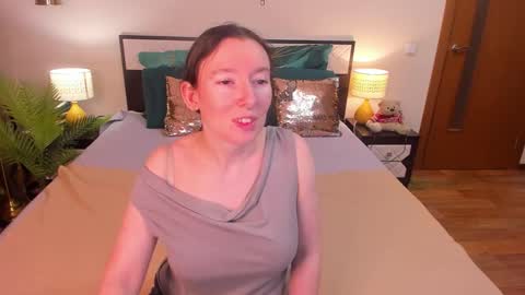 Catrin online show from 03/17/26, 02:05