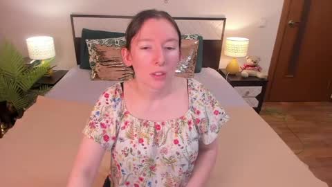 Catrin online show from 04/24/26, 04:48