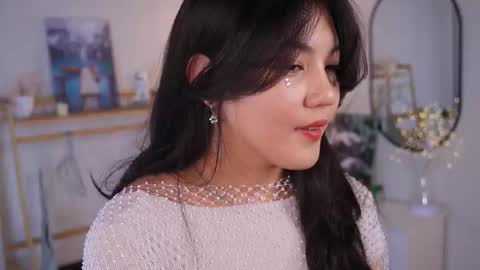 Lee online show from 10/26/25, 05:08