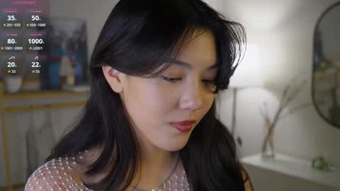 Lee online show from 11/04/25, 04:06