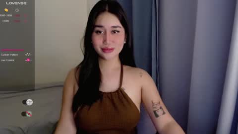 Snapshot of cathleya_ chatting on 12/08/24, 01:02 Cathy online show from 12/08/24, 01:02