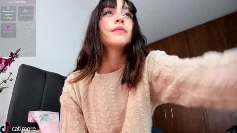 Snapshot of catimore chatting on 01/06/25, 04:23 Catimore online show from 01/06/25, 04:23