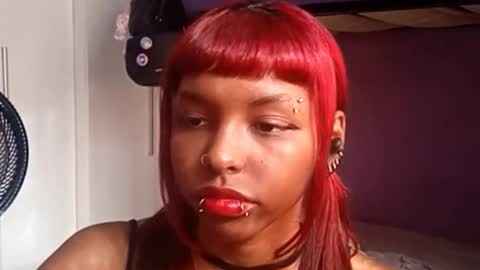 Snapshot of catinahernadez chatting on 02/17/26, 11:18 Emily online show from 02/17/26, 11:18