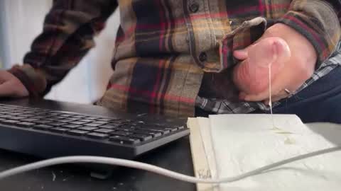 catmandoo21001 online show from 02/13/26, 05:42