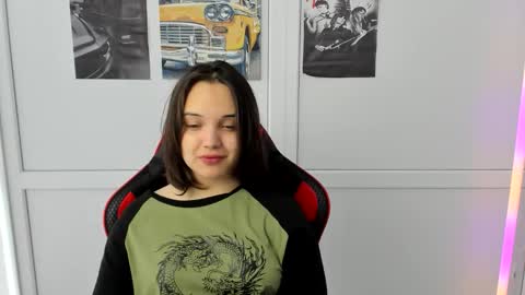 Snapshot of catrine_cute chatting on 04/23/26, 06:47 Catrine online show from 04/23/26, 06:47