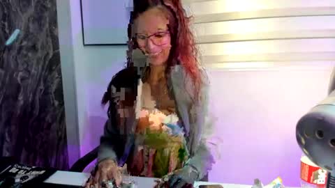 Snapshot of catt_evans1 chatting on 12/03/24, 11:02 CATT EVANS online show from 12/03/24, 11:02