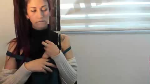 Snapshot of catt_evans1 chatting on 01/17/25, 11:07 CATT EVANS online show from 01/17/25, 11:07