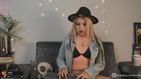 Cattaleya Ravenwood online show from 03/18/26, 02:20