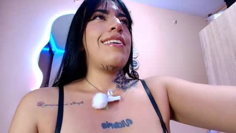 Cattleya online show from 04/23/26, 05:08