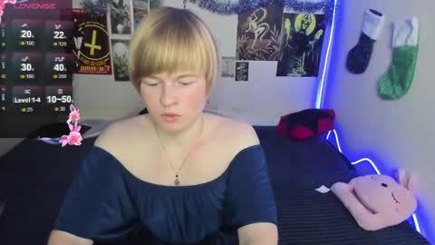 cattie_w_ online show from 01/12/26, 01:11