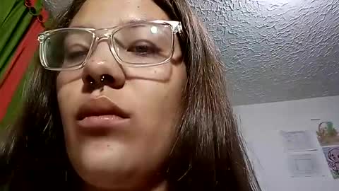 Snapshot of cattigoon chatting on 12/15/25, 01:43 cattigoon online show from 12/15/25, 01:43