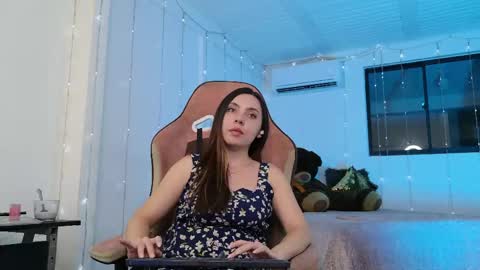  Cattleya you can tell me Leya too.     online show from 04/27/26, 03:37