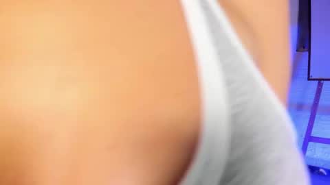 catvalentinee_ online show from 12/04/24, 06:11