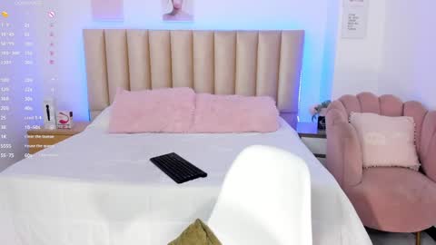 catvalentinee_ online show from 01/17/25, 07:51