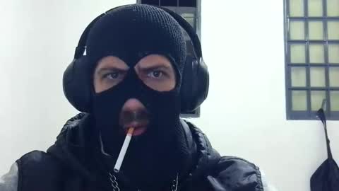 Carlos A online show from 04/21/26, 01:53