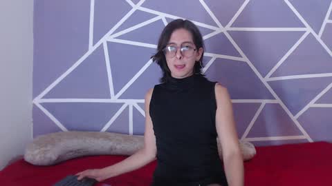 Snapshot of cava_pretty chatting on 12/10/24, 07:05 cava_pretty online show from 12/10/24, 07:05