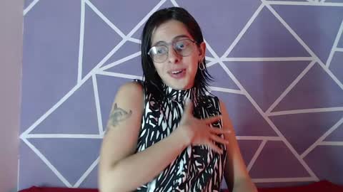 Snapshot of cava_pretty chatting on 02/06/25, 07:13 cava_pretty online show from 02/06/25, 07:13
