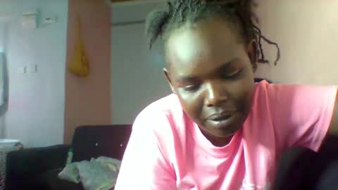Snapshot of cavy_sweet chatting on 03/24/26, 09:47 Mecy online show from 03/24/26, 09:47