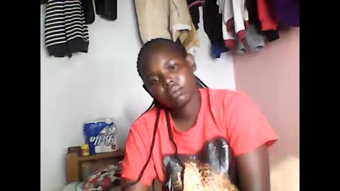 Snapshot of cavy_sweet chatting on 04/07/26, 06:52 Mecy online show from 04/07/26, 06:52