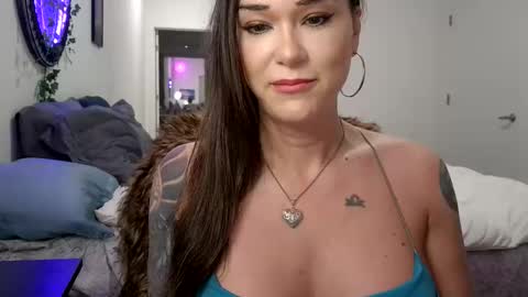 Cayla online show from 02/10/26, 03:43