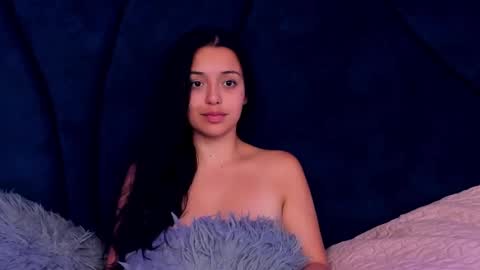 Snapshot of caylincollins chatting on 03/06/25, 09:25 caylincollins online show from 03/06/25, 09:25