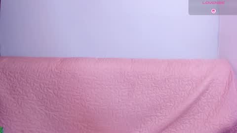 Snapshot of caylincollins chatting on 11/14/25, 04:11 caylincollins online show from 11/14/25, 04:11