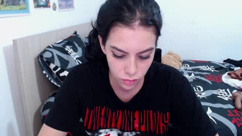 Snapshot of cazadora80s chatting on 02/10/25, 07:47 cazadora80s online show from 02/10/25, 07:47