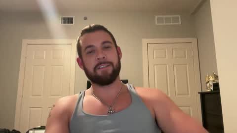 Snapshot of cboyy20 chatting on 12/05/24, 06:10 cboyy20 online show from 12/05/24, 06:10