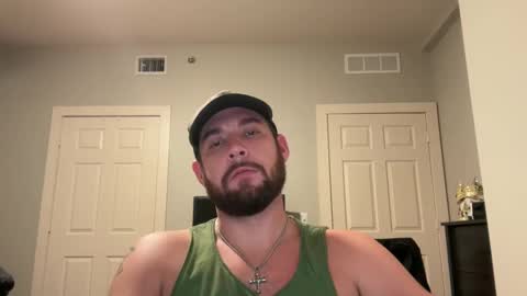 Snapshot of cboyy20 chatting on 12/11/24, 06:14 cboyy20 online show from 12/11/24, 06:14