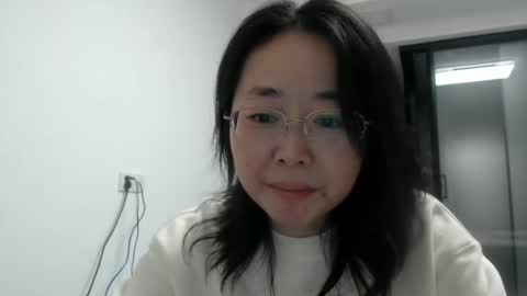 Snapshot of cbz112233 chatting on 01/24/25, 05:42 ANNYANNY online show from 01/24/25, 05:42