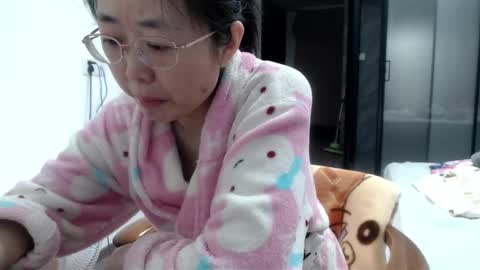 Snapshot of cbz112233 chatting on 02/09/25, 06:05 ANNYANNY online show from 02/09/25, 06:05